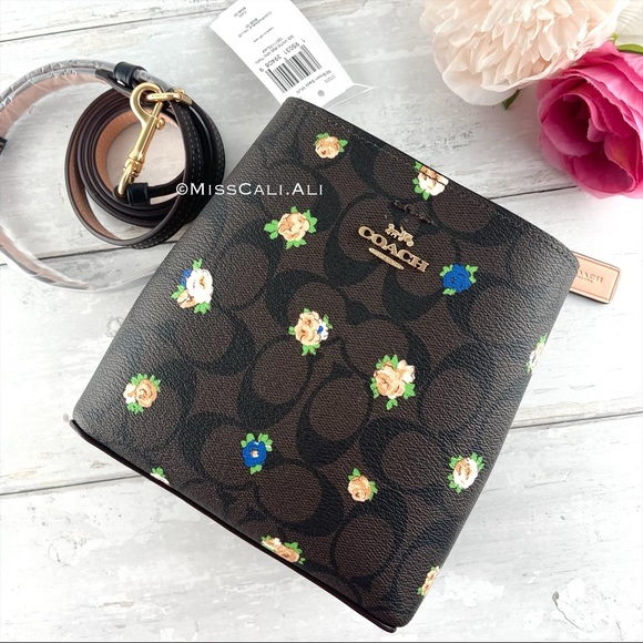 NWT COACH Mini Town Bucket Bag In Signature Canvas With Vintage Mini Rose Set - Picture 12 of 16